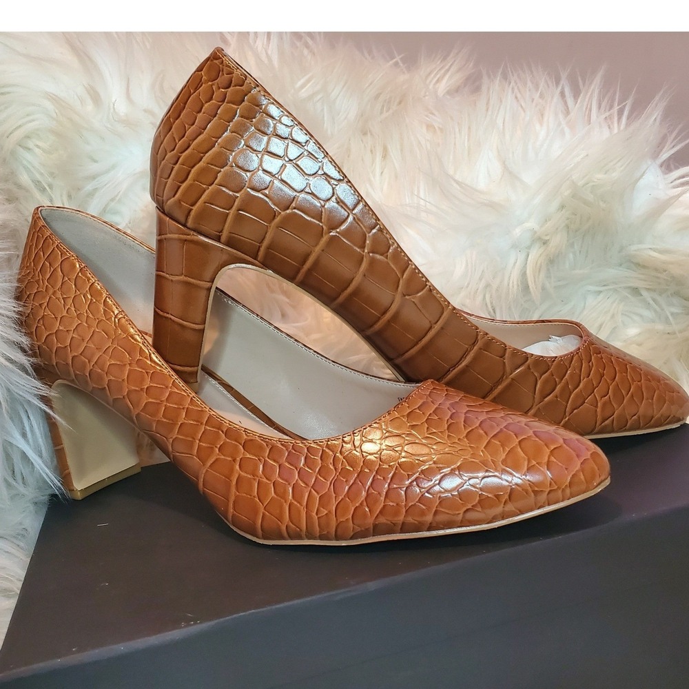 Fashion To Figure Cognac Croc Embossed Block Heel Pumps Size 11W FTF-SA-FA23-60